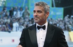Джордж Клуни се възхищава на Гери Халиуел