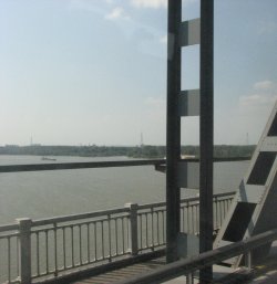 18 евро такса за Дунав мост била &quot;неголяма&quot;