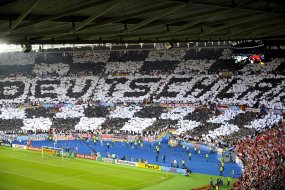 Швейцарска ТВ пусна нацистки надписи на мач от Евро 2008