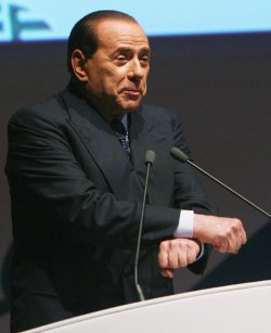 Берлускони спечели вот на доверие