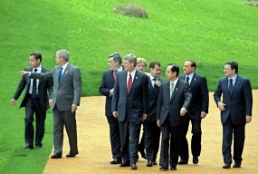 Срещите на Г-8: Празни приказки и пожелания