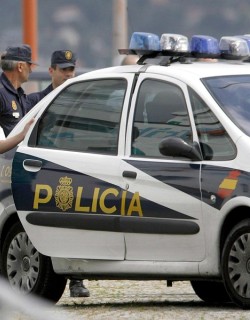 Осъдиха испански полицай за побой над българка