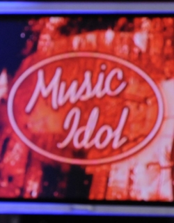  :    Music Idol   