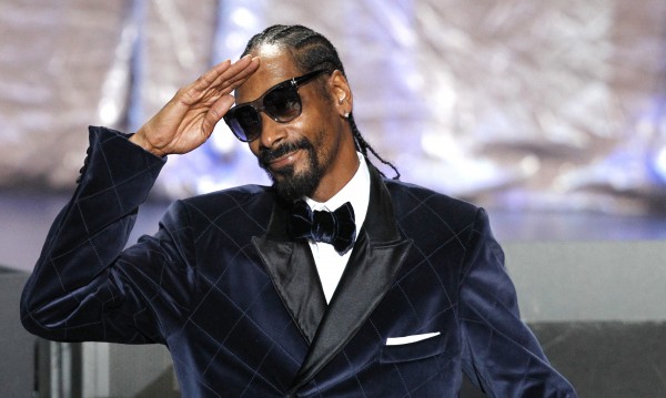 Snoop Dogg   ,      