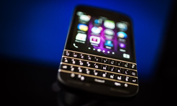 BlackBerry      2015 .