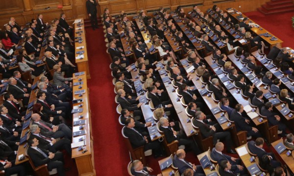 Депутатите защитиха от дискриминация смяната на пола