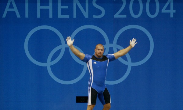 Откриха мъртъв олимпийския ни шампион по щанги Милен Добрев