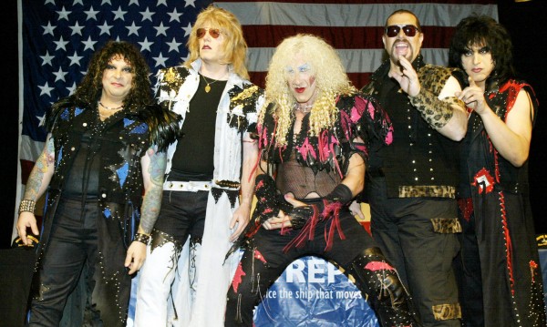 Twisted Sister   ,  