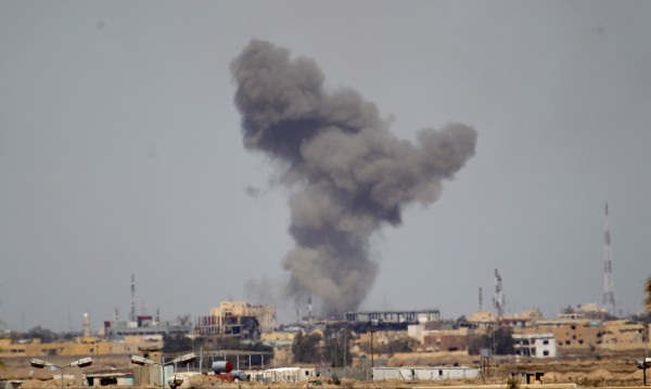 САЩ признаха за цивилни жертви при въздушен удар в Сирия