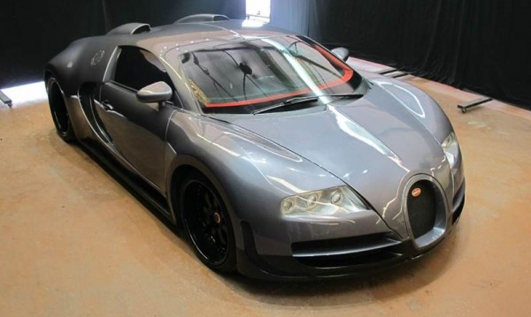Bugatti Veyron  10  - ! 