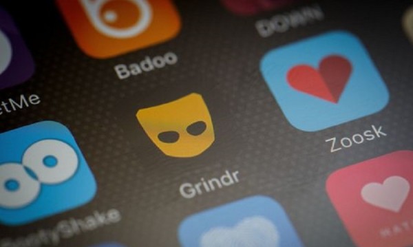 ,   ...      Grindr 