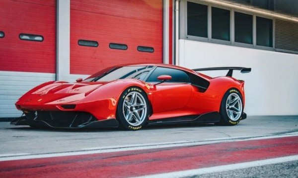 Ferrari показа суперкола, която не може да се купи