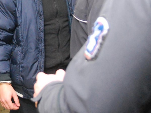 16-годишен младеж е задържан в Плевен за извършването на рекет