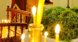 Касата за дарения в храм Рождество на Пресвета Богородица в