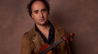 Известният цигулар Марио Хосен се завръща на българската сцена с