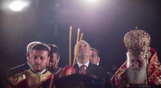 Президентът Румен Радев поздрави православните християни с Възкресение Христово В