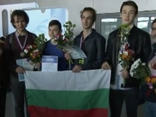Успех за българския отбор по химия на Менделеевската олимпиада в