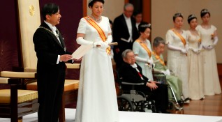 В първото си обръщение новият император на Япония Нарухито заяви