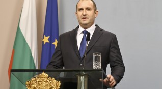 Държавният глава Румен Радев поздравява българите по случай Международния празник