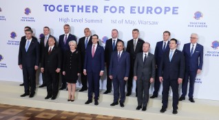 Започна срещата на високо равнище Заедно за Европа във Варшава