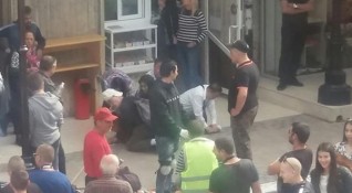 Туристи от Азия обезвредиха джебчийка в центъра на Велико Търново