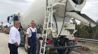 Премиерът Бойко Борисов инспектира ремонтите по виадуктите на магистрала Тракия