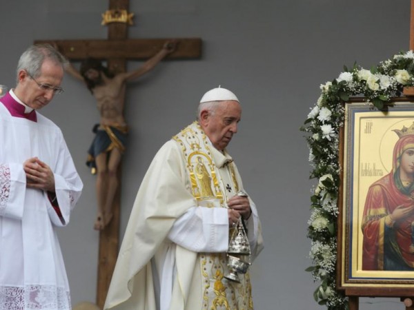 Изключителна чест за мен е, че Негово светейшество Папа Франциск