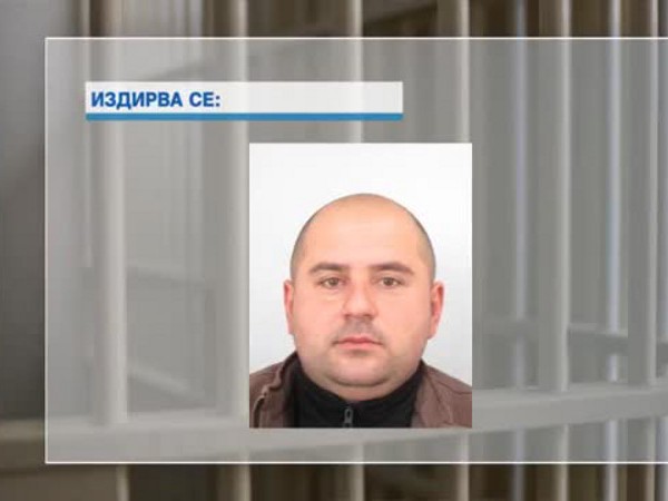 Продължава издирването на убиеца от Костенец. 42-годишният Стоян Зайков, който