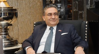 Посланикът на Турция в България Хасан Улусой обясни че думите