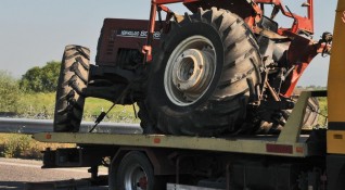Пиян тракторист катастрофира в добричко село съобщават от Областната дирекция