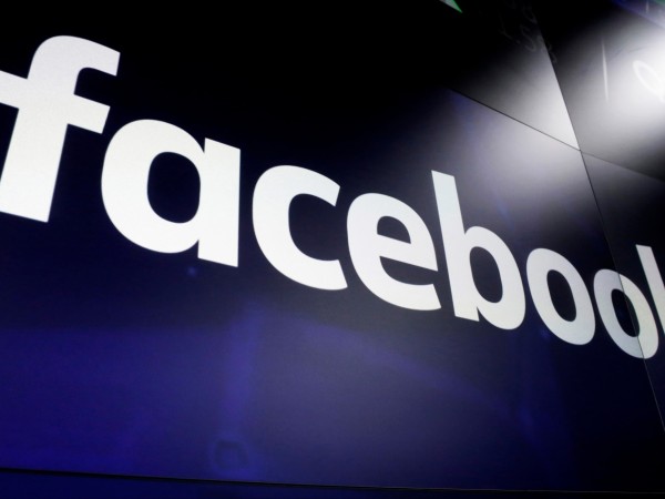 Компанията Facebook каза вчера, че затяга правилата за своята услуга