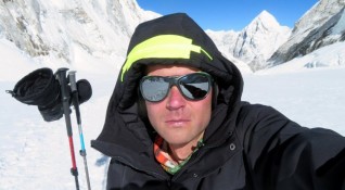 Българският алпинист Иван Томов е загинал в Хималаите предаде БНР
