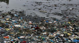 Европейският съюз забранява 10 вида пластмасови изделия за еднократна употреба