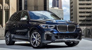Компанията BMW представи нови топ версии на двата си кросоувъра X5
