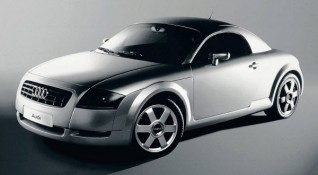 Електрически модел ще смени популярния ТТ на Audi официално обяви