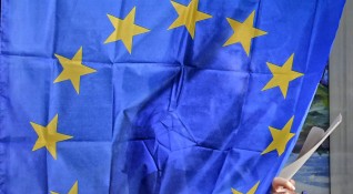 Първите прогнозни резултати за разпределението на евродепутатските мандати в следващия