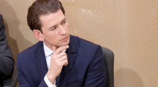 Австрийските депутати отстраниха от власт правителството на консервативния канцлер Себастиан