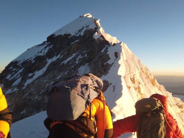 През последните 20 години смъртните случаи на Еверест са били
