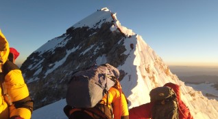 През последните 20 години смъртните случаи на Еверест са били
