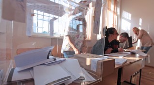 Централната избирателна комисия съобщи окончателното разпределение на 17 те мандата от