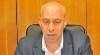 Вътрешният министър Младен Маринов отстрани временно от длъжност шефа на