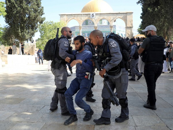 Израелската полиция съобщи, че силите за сигурност са влезли в