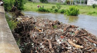 Кметът на Горна Оряховица обяви частично бедствено положение заради затлачен