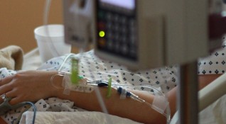 Медици от Пазарджик спасиха родилка получила изключително рядко срещано усложнение
