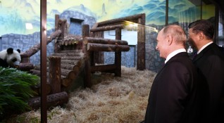 Президентът на Китай Си Дзинпин обяви Владимир Путин за своя