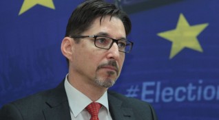 Юрий Щерк е освободен от длъжността заместник министър на външните работи