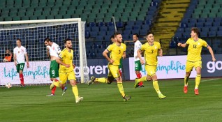 България продължава с безобразното си представяне в квалификациите за Евро