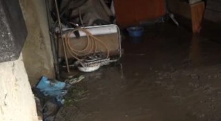 Тече опис на щетите от наводненията в Стражица Бедственото положение