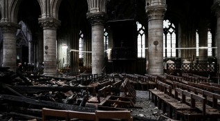 Два месеца след опустошителния пожар в катедралата Нотр Дам са