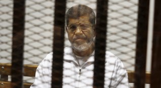 Бившият египетски президент Мохамед Морси почина в съда Това съобщи